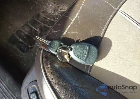 2008 Chevrolet Malibu Ltz from USA, damaged, VIN 1G1ZK577X8F289780